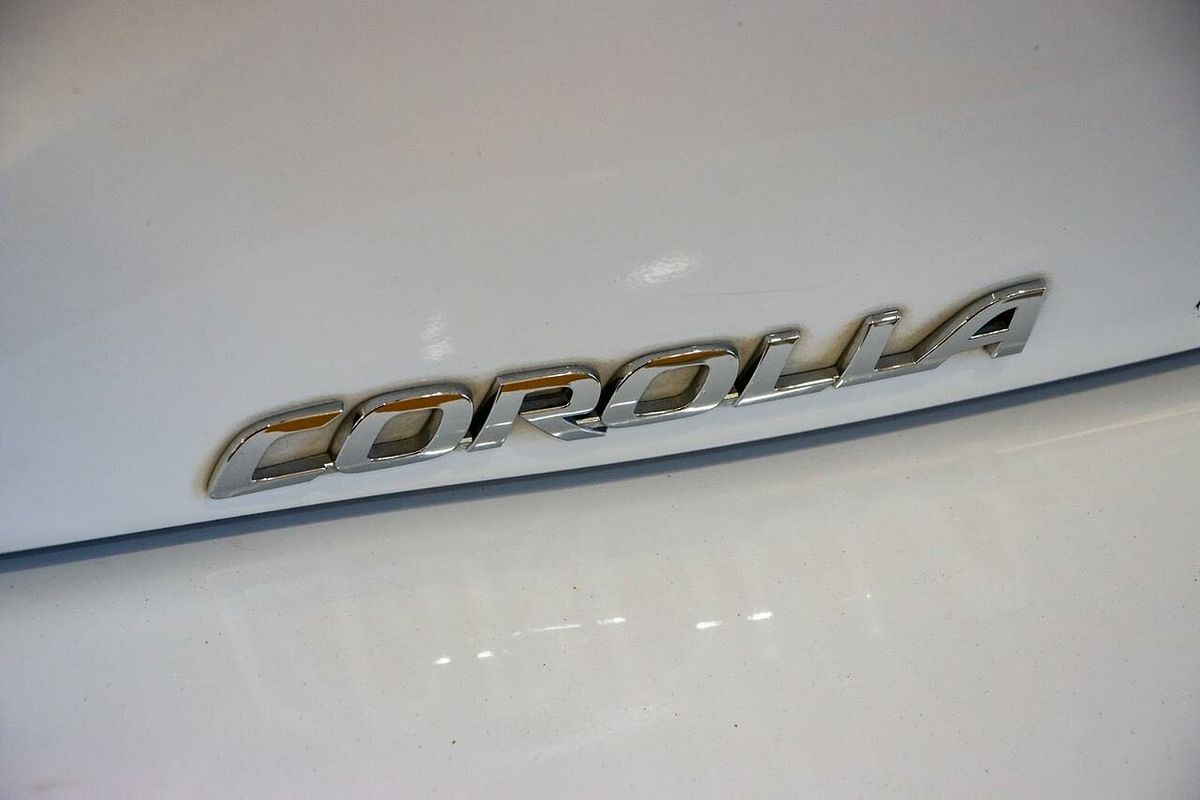 2018 Toyota Corolla Ascent Sport Hybrid ZWE211R