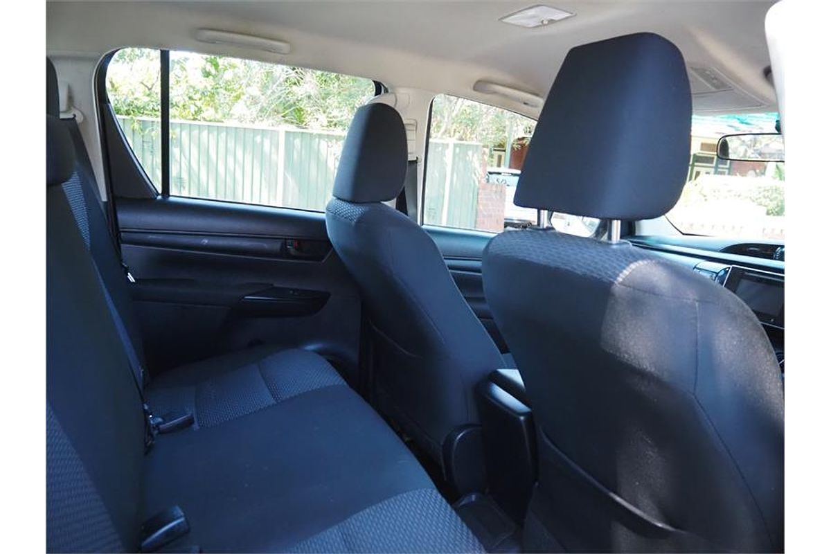 2017 Toyota HILUX WORKMATE (4x4) GUN125R MY17