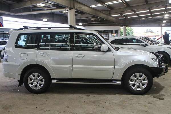 2019 Mitsubishi Pajero GLX NX