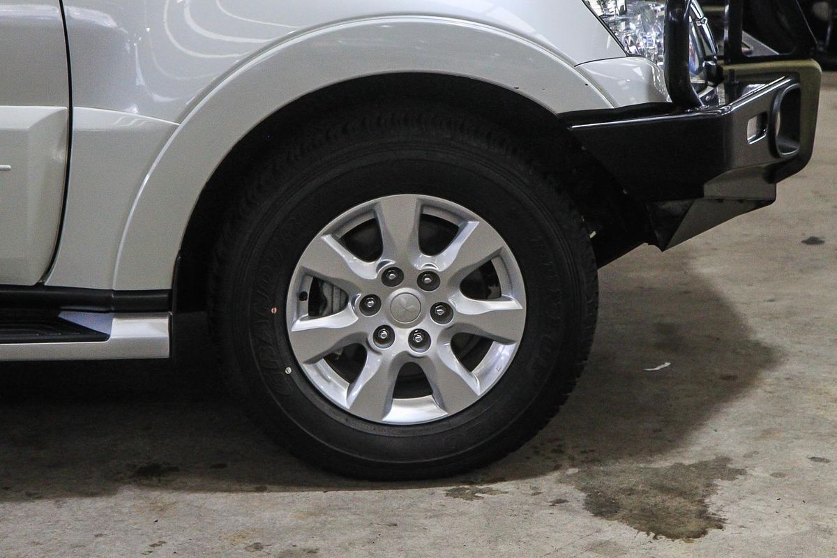 2019 Mitsubishi Pajero GLX NX