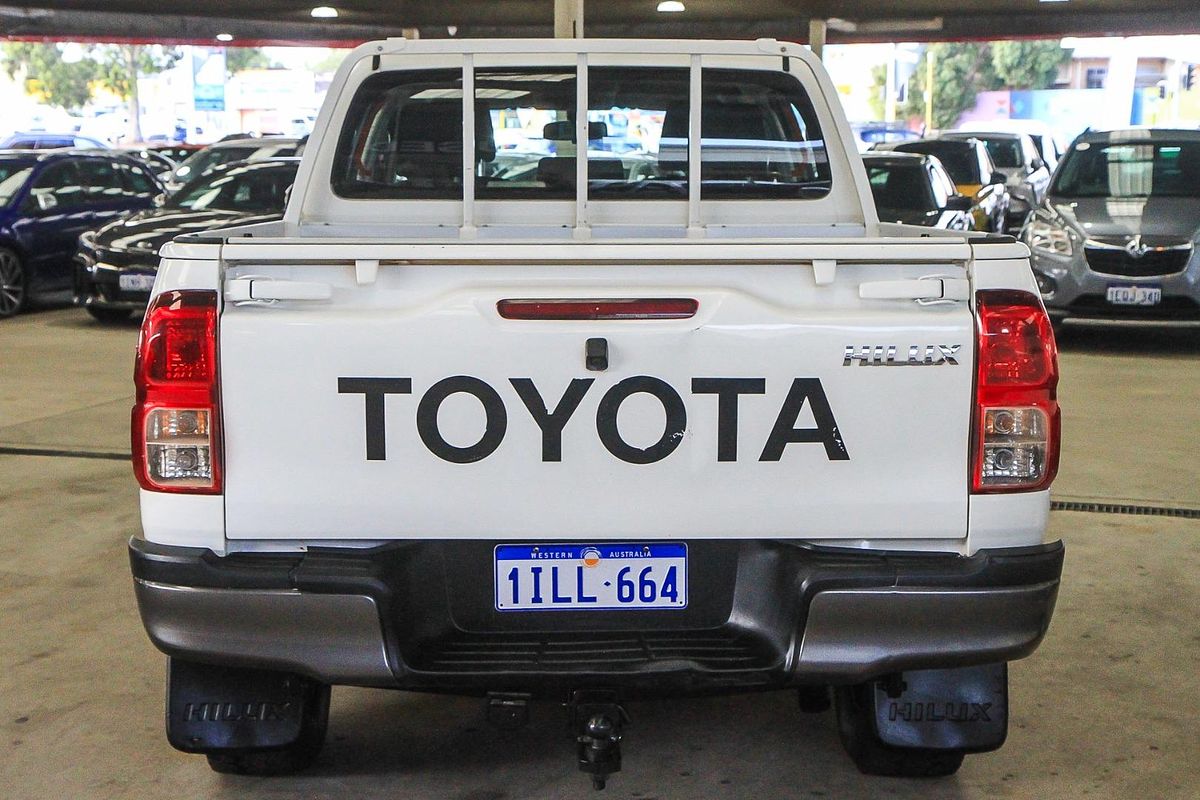 2016 Toyota Hilux SR GUN126R 4X4