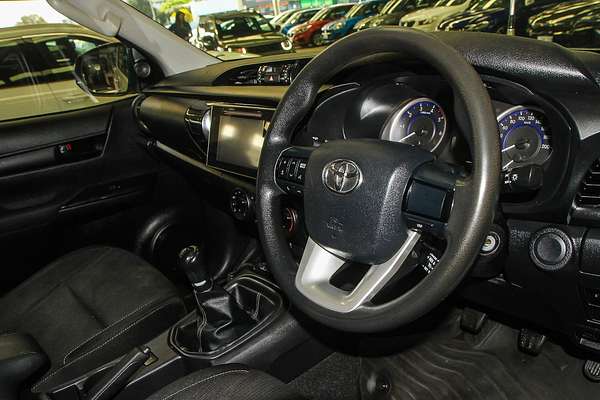 2016 Toyota Hilux SR GUN126R 4X4