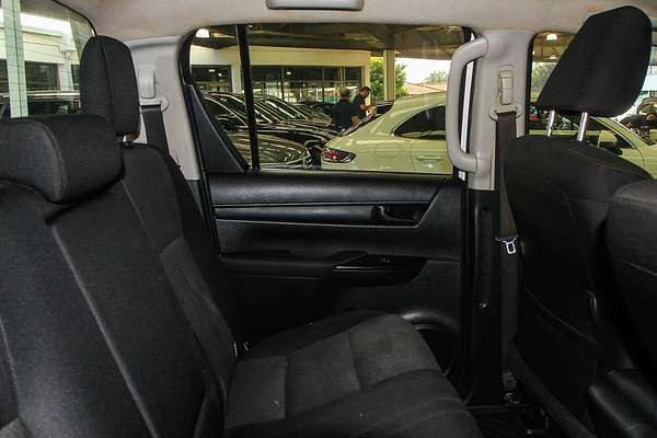 2016 Toyota Hilux SR GUN126R 4X4