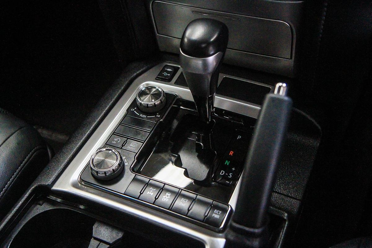 2021 Toyota Landcruiser VX VDJ200R