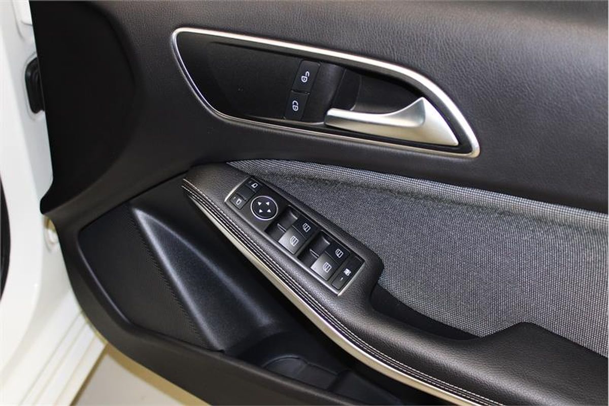 2016 Mercedes-Benz A180 BE 176 MY15