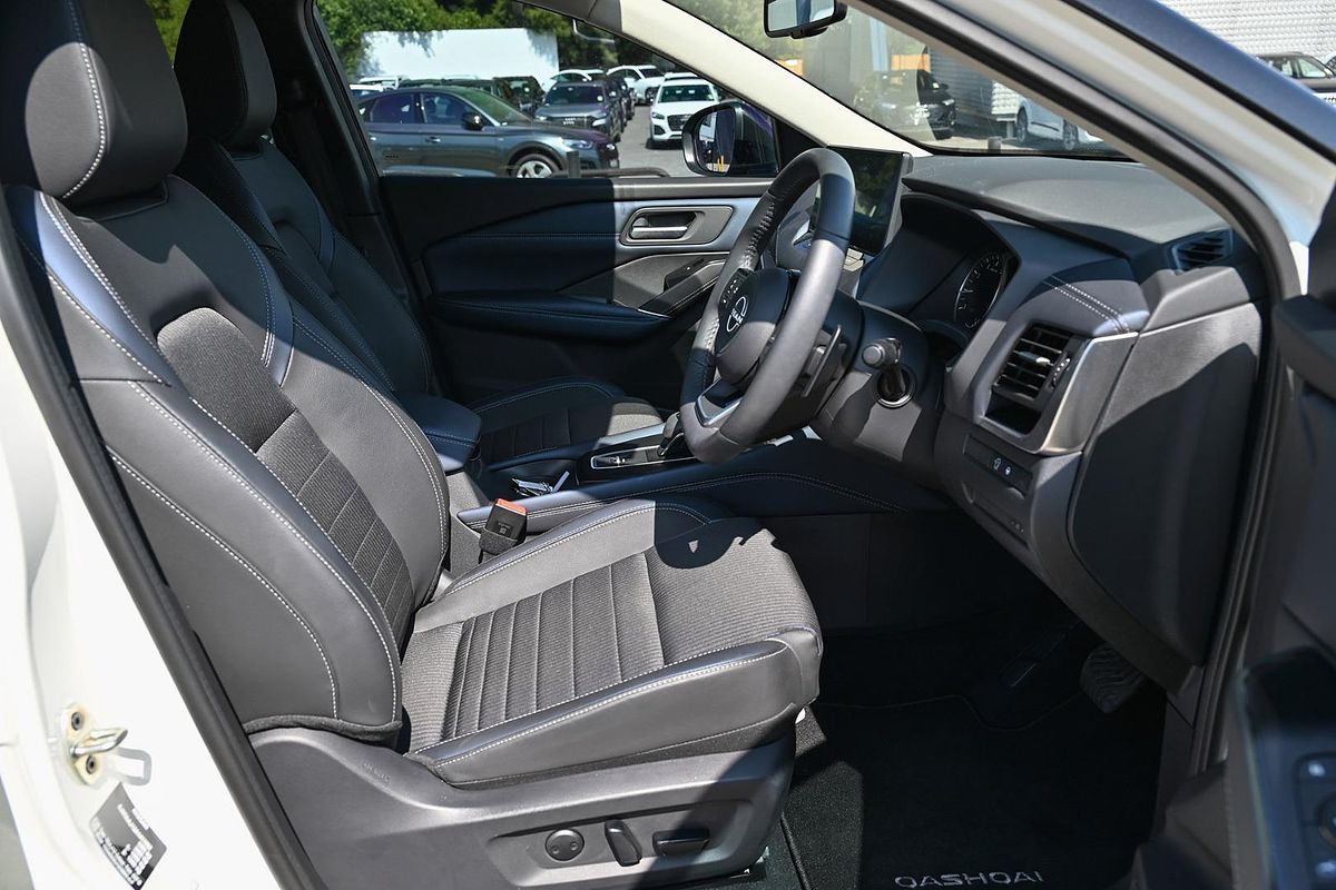 2024 Nissan QASHQAI ST-L J12