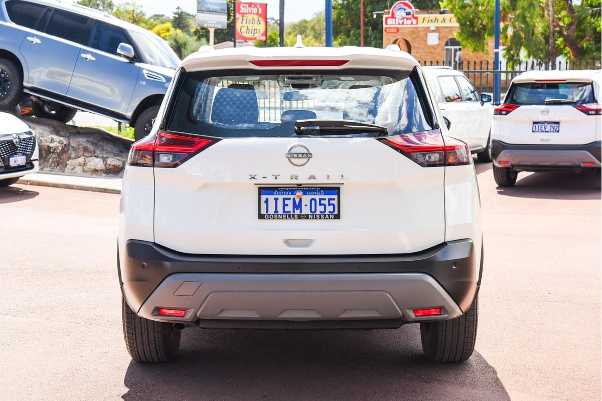 2024 Nissan X-TRAIL ST T33