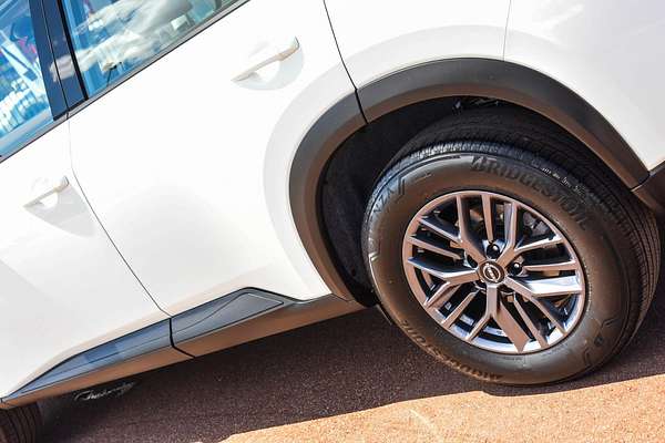 2024 Nissan X-TRAIL ST T33