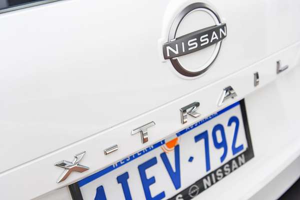 2024 Nissan X-TRAIL ST T33