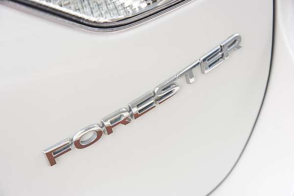 2023 Subaru Forester 2.5i S5
