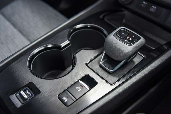 2024 Nissan X-TRAIL ST T33