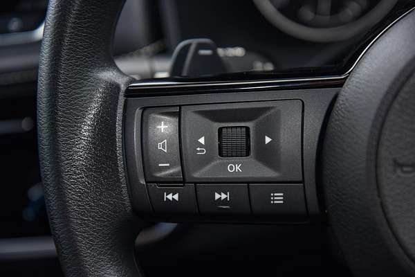 2024 Nissan X-TRAIL ST T33