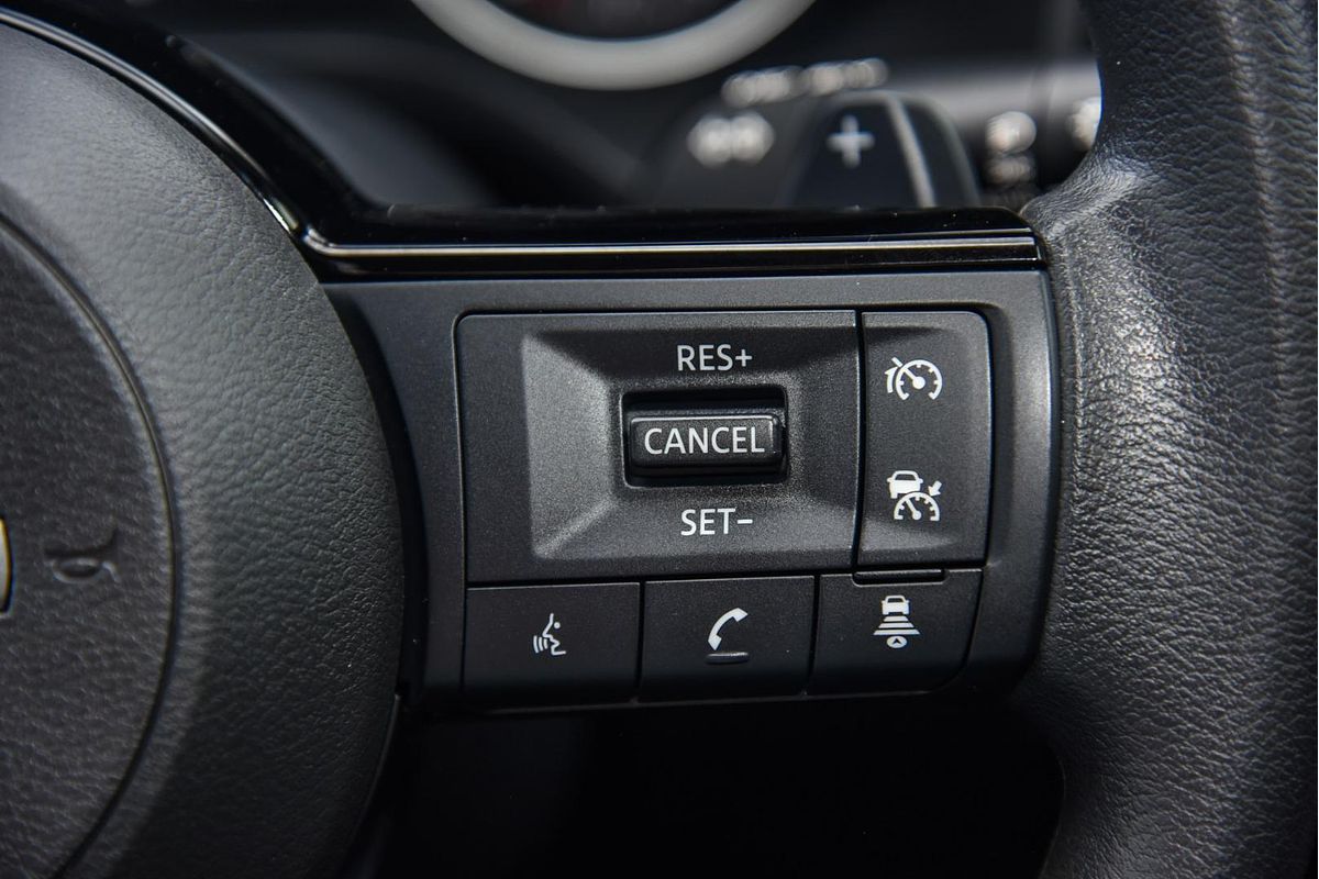 2024 Nissan X-TRAIL ST T33
