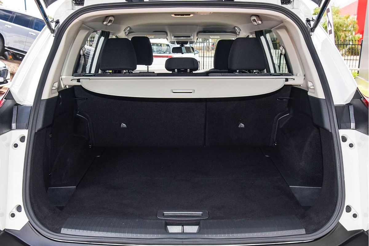 2024 Nissan X-TRAIL ST T33