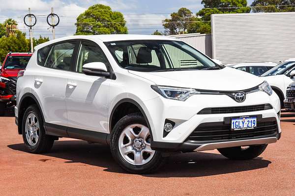2017 Toyota RAV4 GX ZSA42R