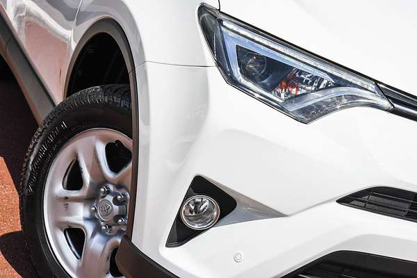 2017 Toyota RAV4 GX ZSA42R