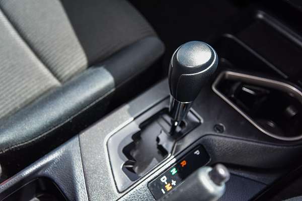 2017 Toyota RAV4 GX ZSA42R
