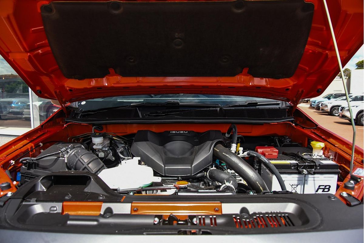 2025 Isuzu D-MAX X-TERRAIN 4X4