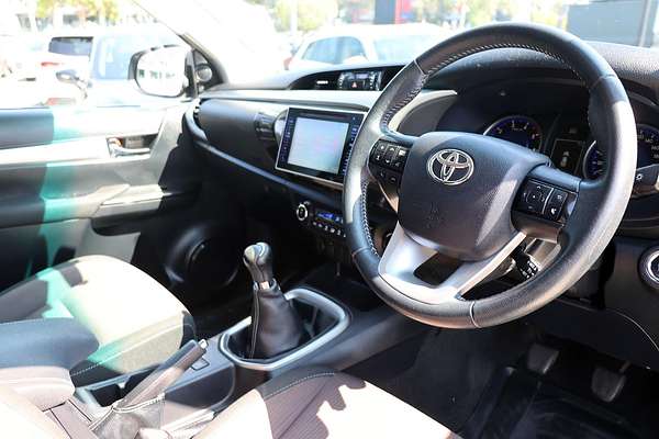 2017 Toyota Hilux SR5 GUN126R 4X4