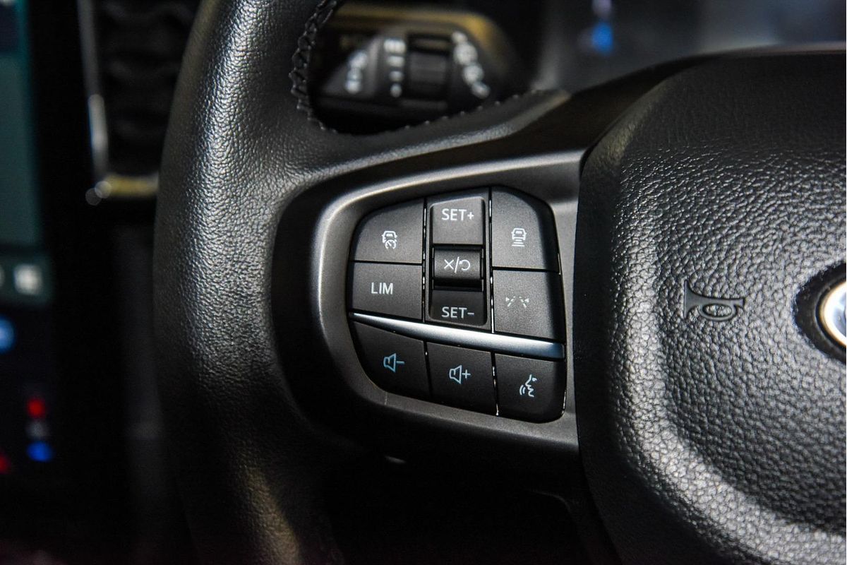 2023 Ford Everest Sport