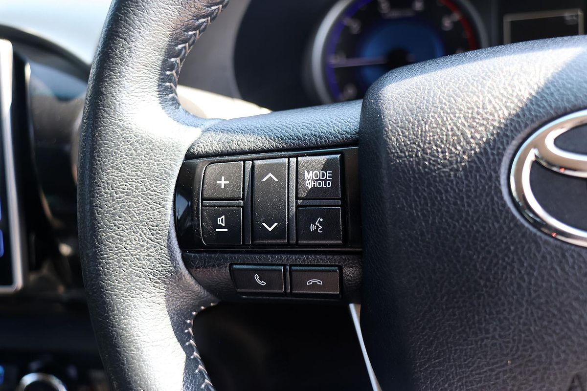 2017 Toyota Hilux SR5 GUN126R 4X4