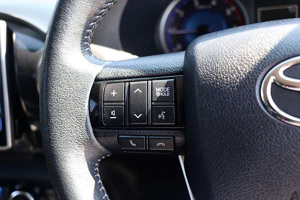 2017 Toyota Hilux SR5 GUN126R 4X4