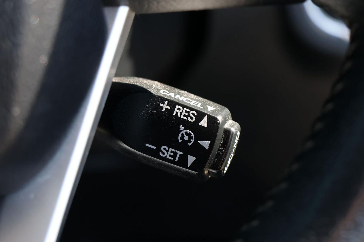 2017 Toyota Hilux SR5 GUN126R 4X4