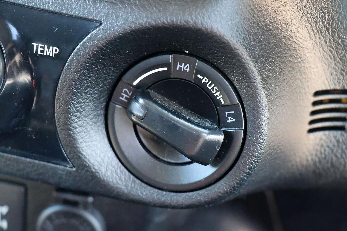 2017 Toyota Hilux SR5 GUN126R 4X4