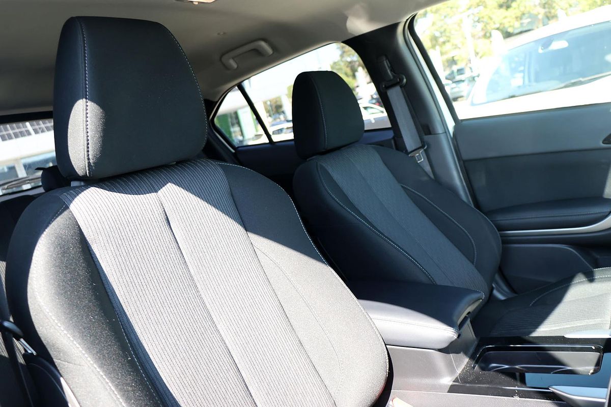 2024 Mitsubishi Eclipse Cross PHEV ES YB