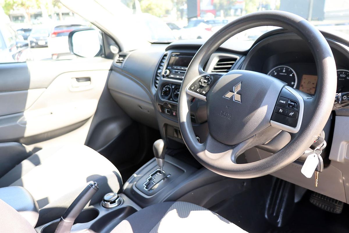 2016 Mitsubishi Triton GLX MQ 4X4