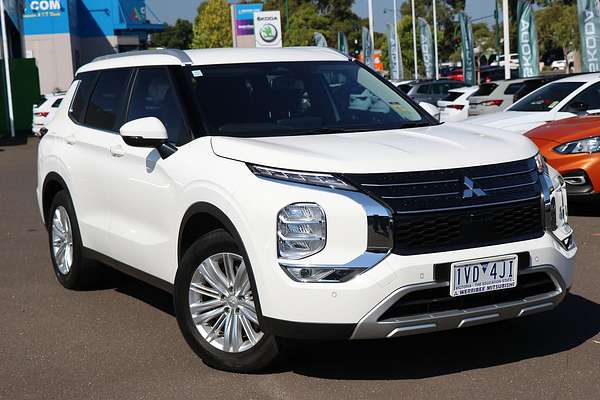2022 Mitsubishi Outlander LS ZM