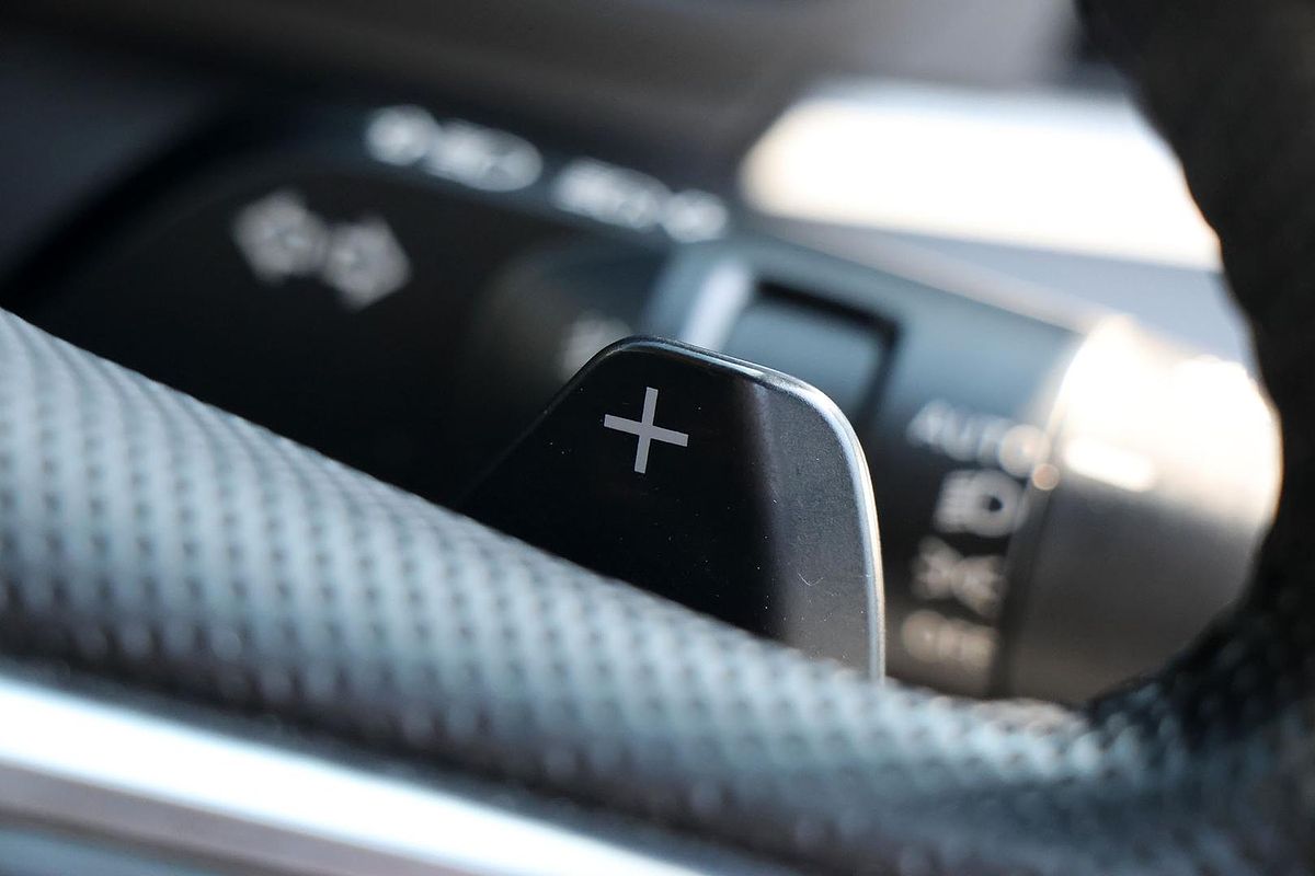 2022 Mitsubishi Outlander LS ZM