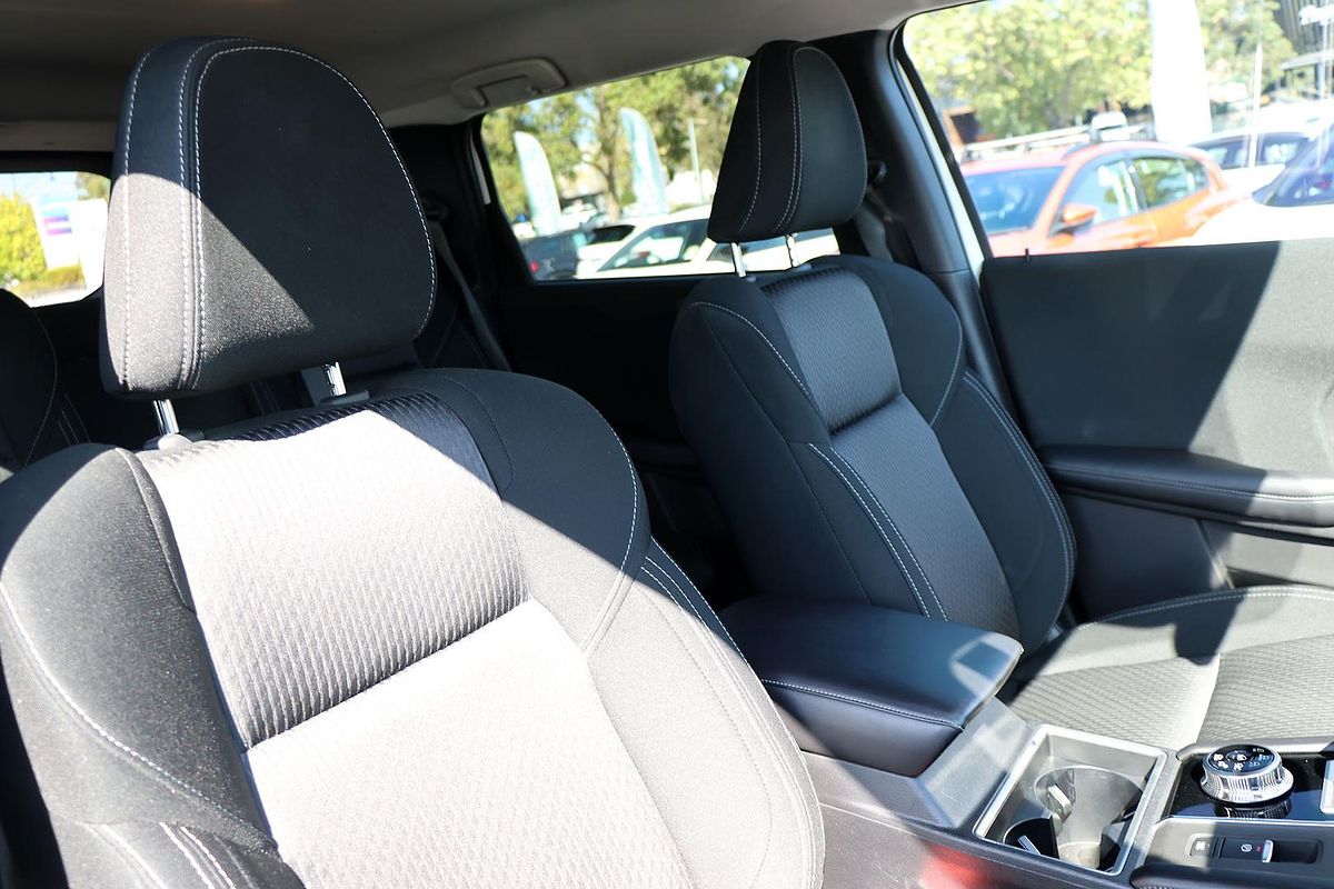 2022 Mitsubishi Outlander LS ZM