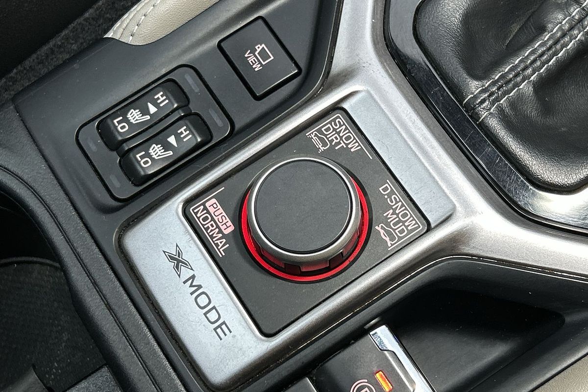 2022 Subaru Forester 2.5i-S S5