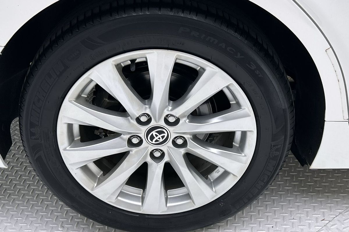 2021 Toyota Camry Ascent AXVH70R