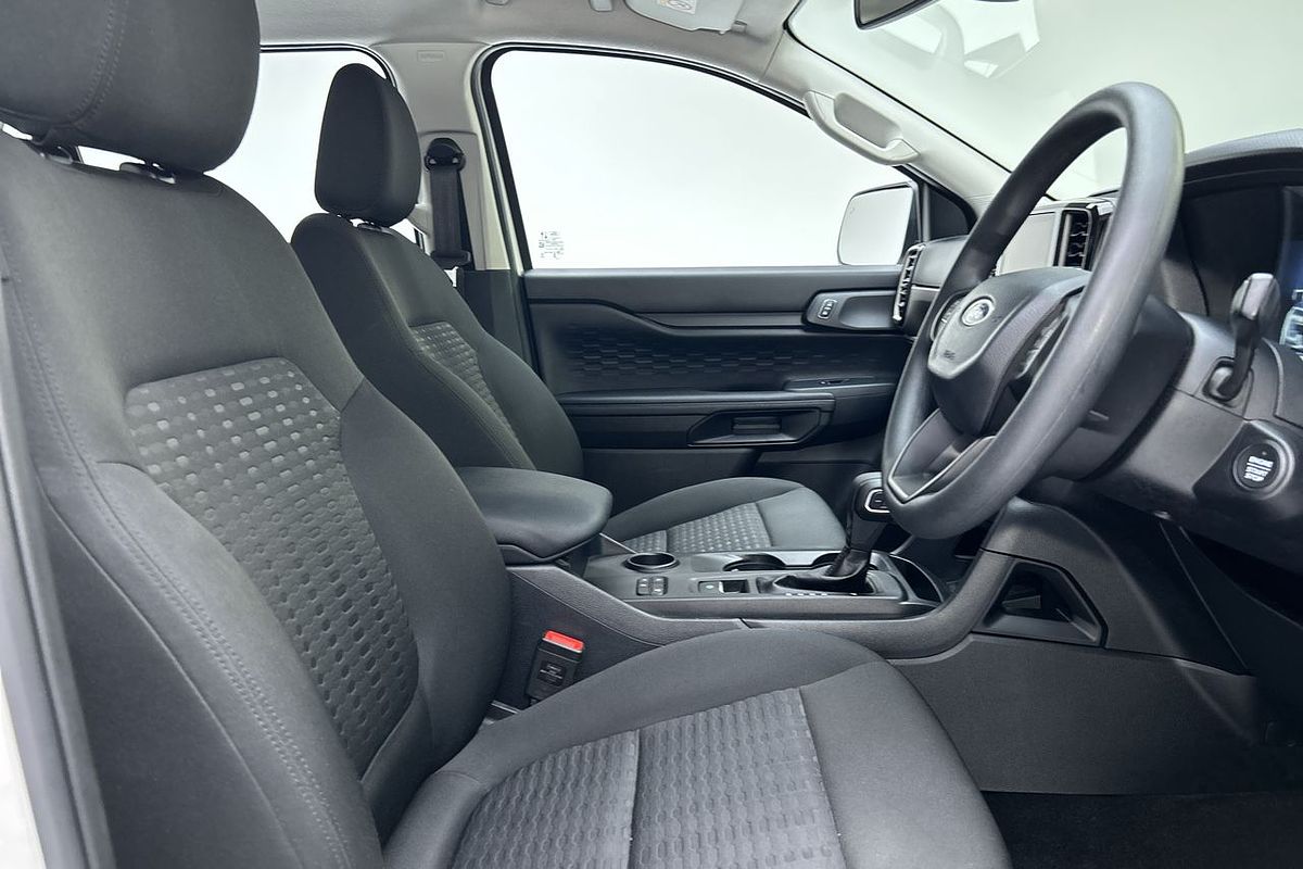 2024 Ford Everest Ambiente