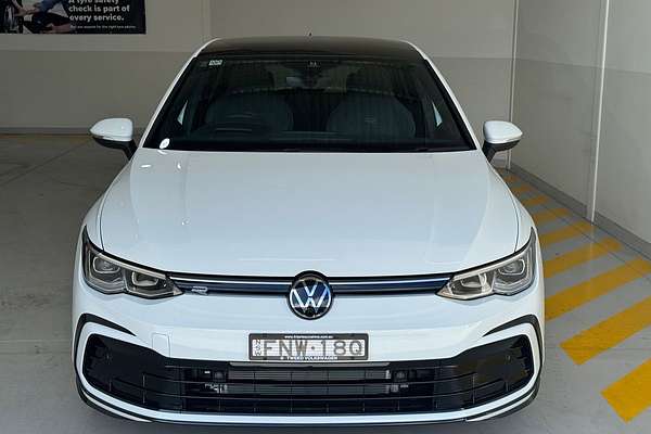2024 Volkswagen Golf 110TSI R-Line 8