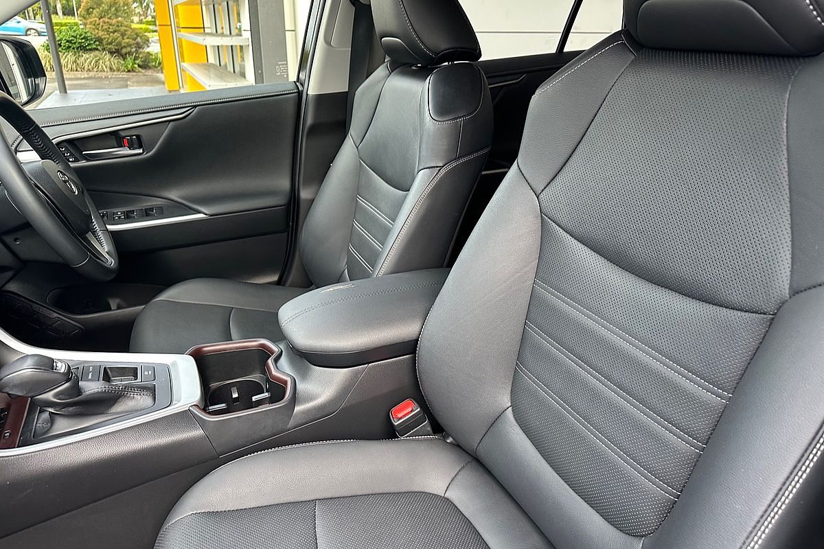 2022 Toyota RAV4 Cruiser AXAH52R