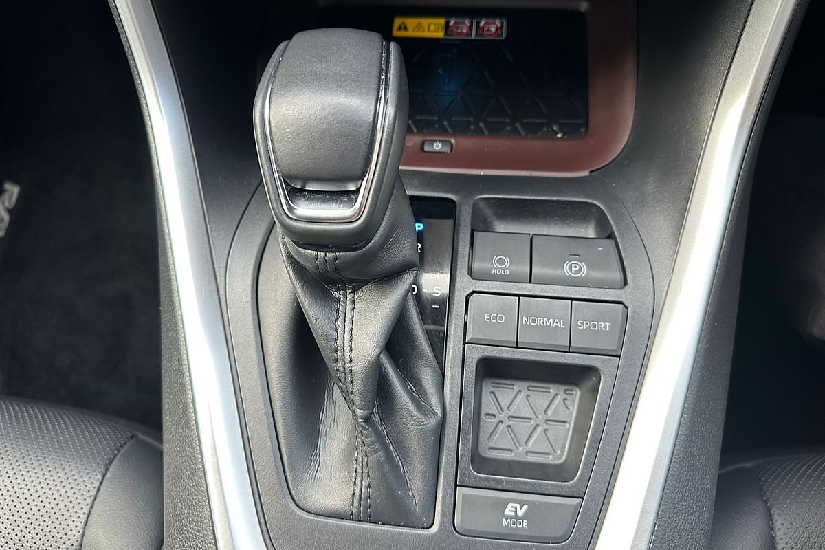 2022 Toyota RAV4 Cruiser AXAH52R