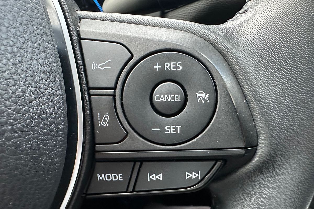2022 Toyota RAV4 Cruiser AXAH52R