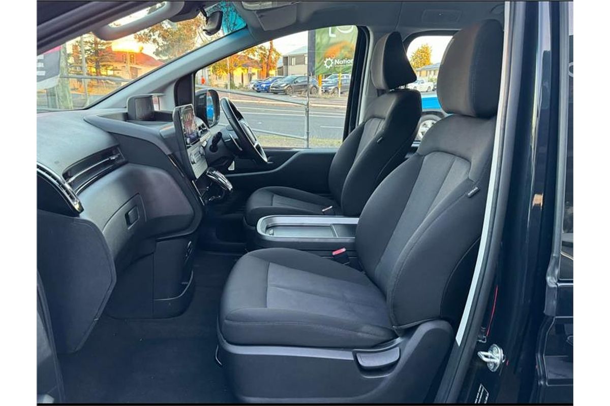 2021 Hyundai STARIA US4.V1 MY22