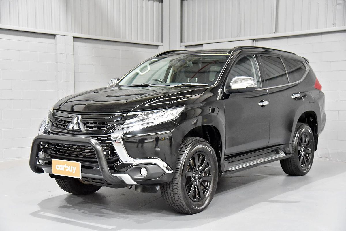2019 Mitsubishi Pajero Sport Black Edition QE