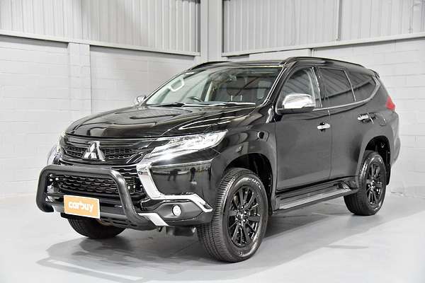 2019 Mitsubishi Pajero Sport Black Edition QE