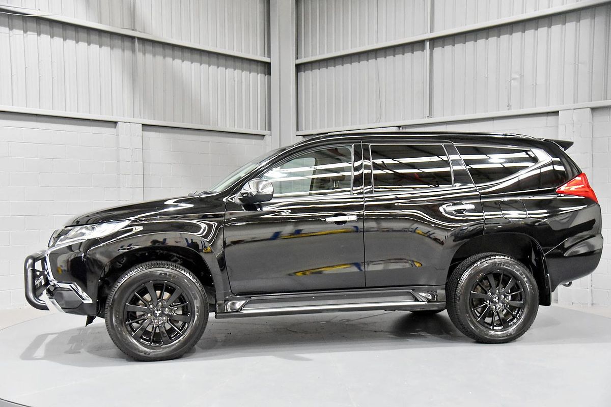 2019 Mitsubishi Pajero Sport Black Edition QE