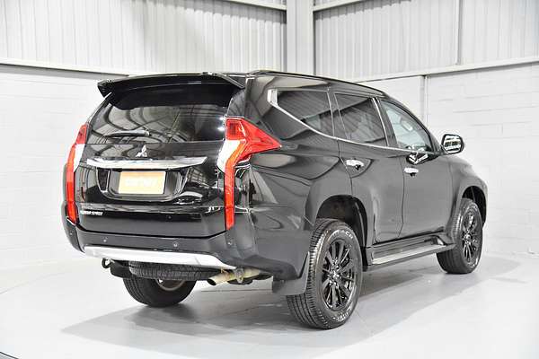 2019 Mitsubishi Pajero Sport Black Edition QE