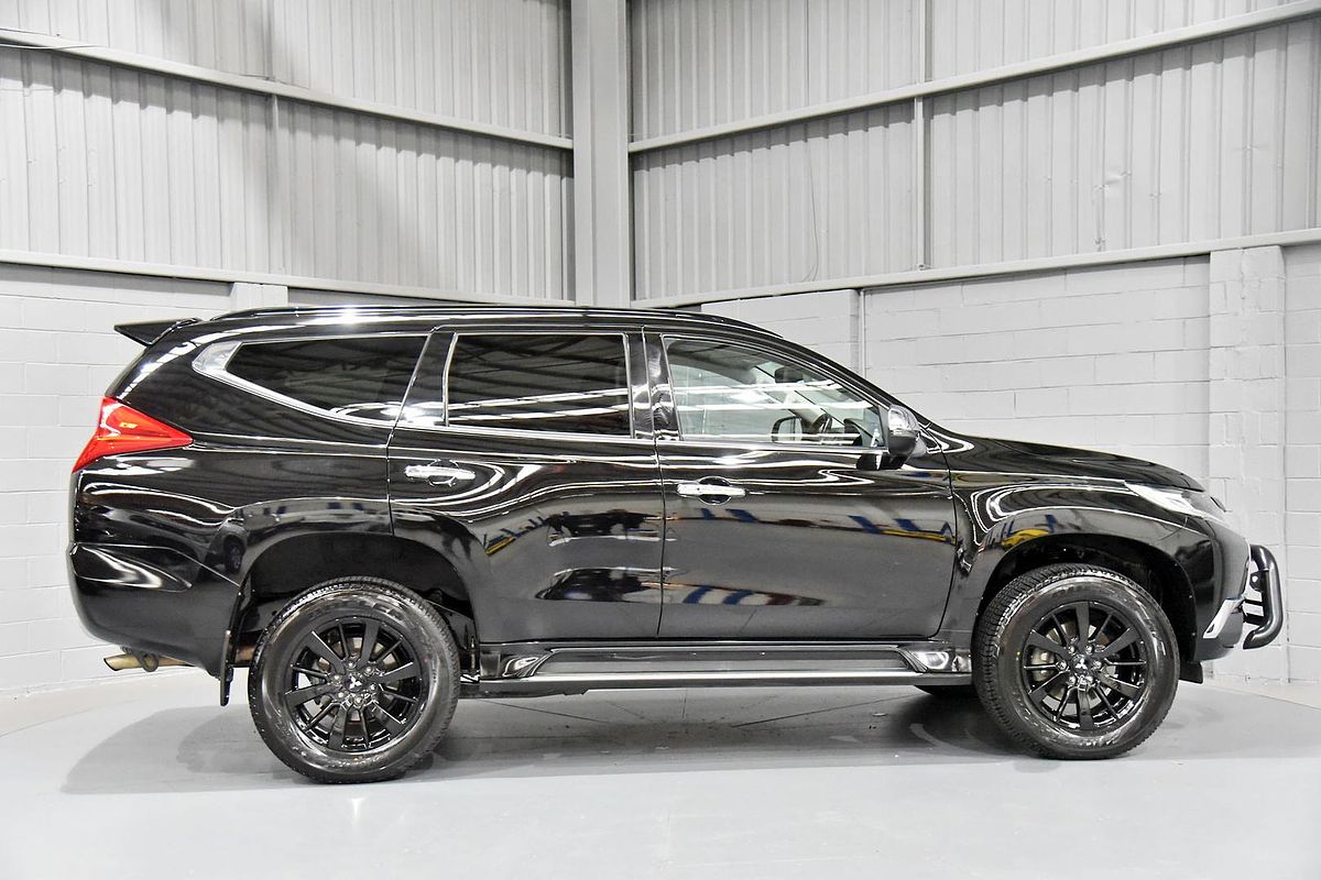 2019 Mitsubishi Pajero Sport Black Edition QE