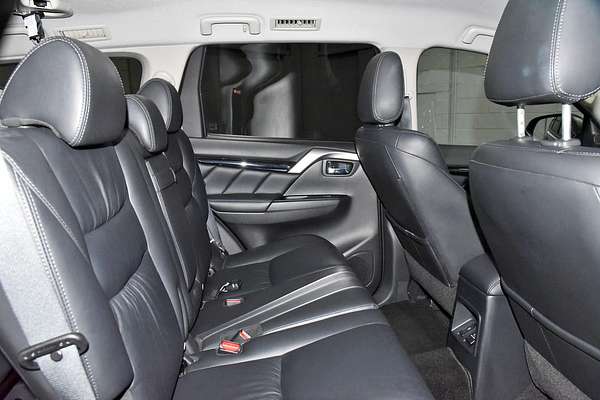 2019 Mitsubishi Pajero Sport Black Edition QE