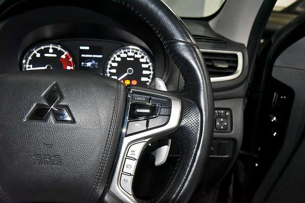 2019 Mitsubishi Pajero Sport Black Edition QE
