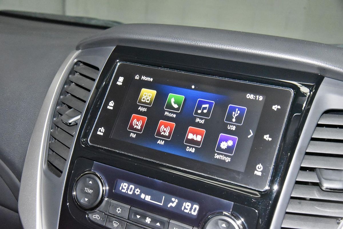 2019 Mitsubishi Pajero Sport Black Edition QE