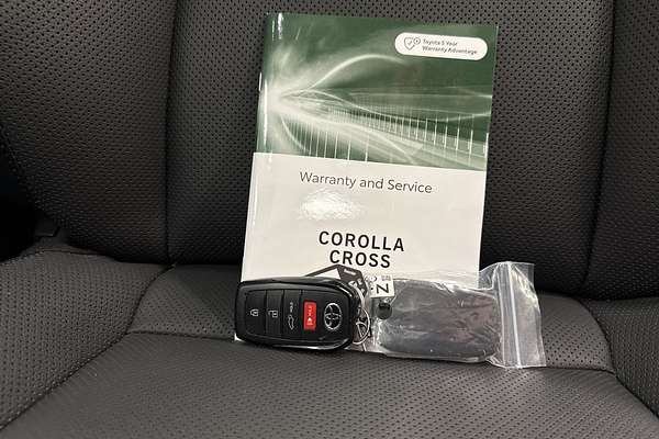 2024 Toyota Corolla Cross Atmos MXGH15R